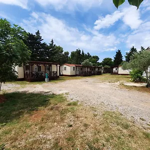 Kamp Rujno , Starigrad Paklenica Chorvatsko